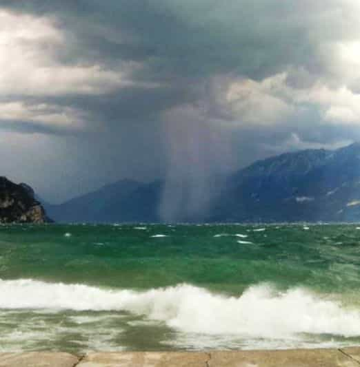 temporale-lago-di-garda-agosto-2012