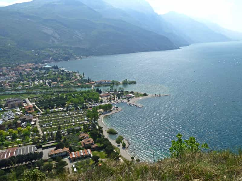 linfano-di-arco--lago-di-garda-gardasee-da-monte-brione