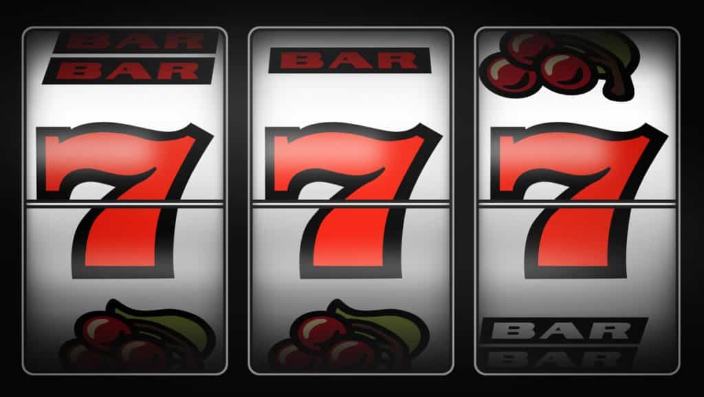 slot-machine-winner-777-172323217-589783ae5f9b5874ee3a8702