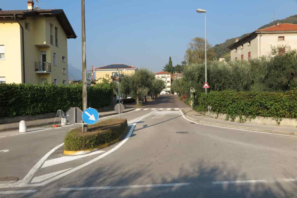 20181013IMG_8688 VIA SANT ALESSANDRO RIVA