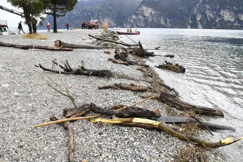 20181028_DSC5364 ARCO E TORBOLE PIENA FIUME SARCA LAGO GARDA SPIAGGIA FOCI