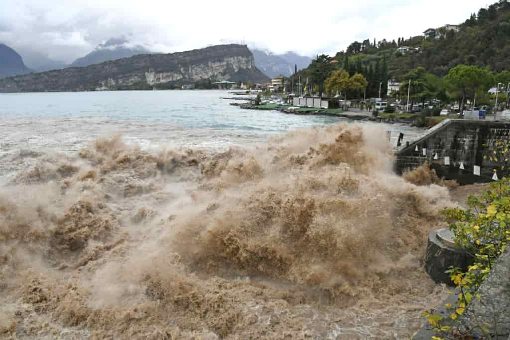 20181030_DSC5962 TORBOLE APERTURA GALLERIA ADIGE GARDA 150 METRI CUBI AL SECONDO