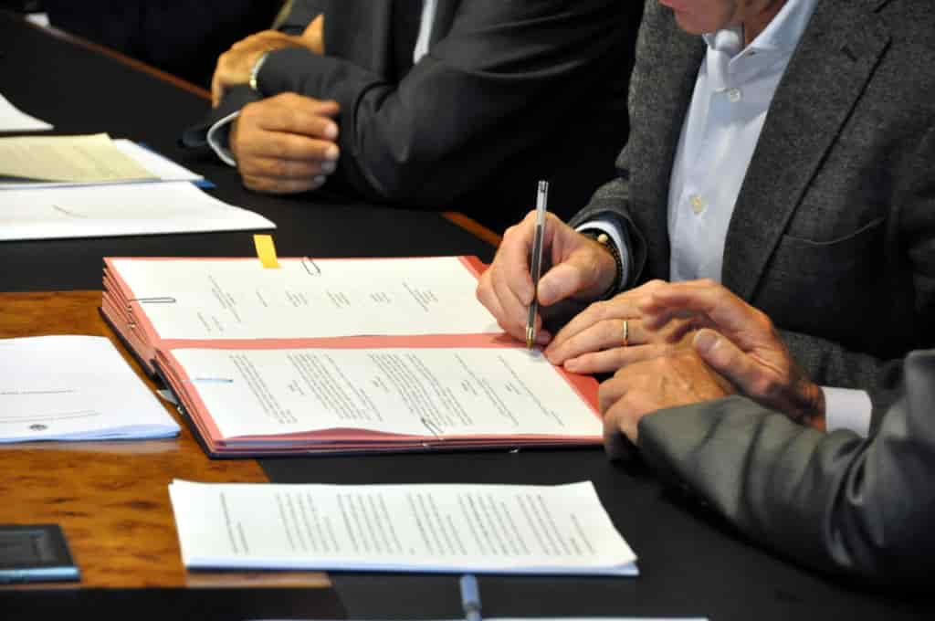 firma accordo