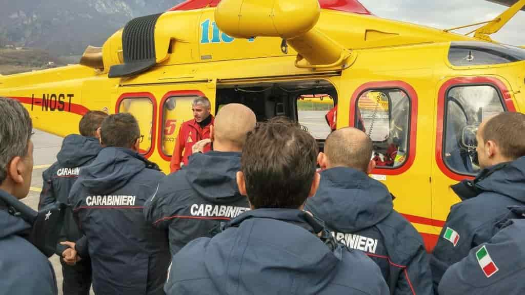 carabinieri al nuceo elicotteri llwide