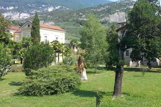 giardino pace arco