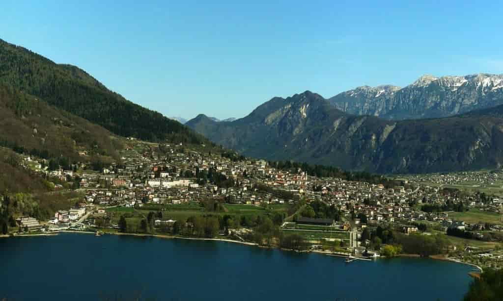 Levico_Terme_e_il_lago_imagefullwide