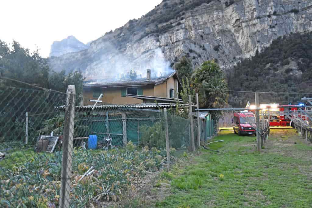 20190312_DSC7250 INCENDIO CASA DIONISI LINFANO ARCO