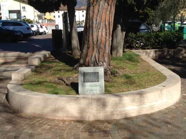 cippo-Angelini-02