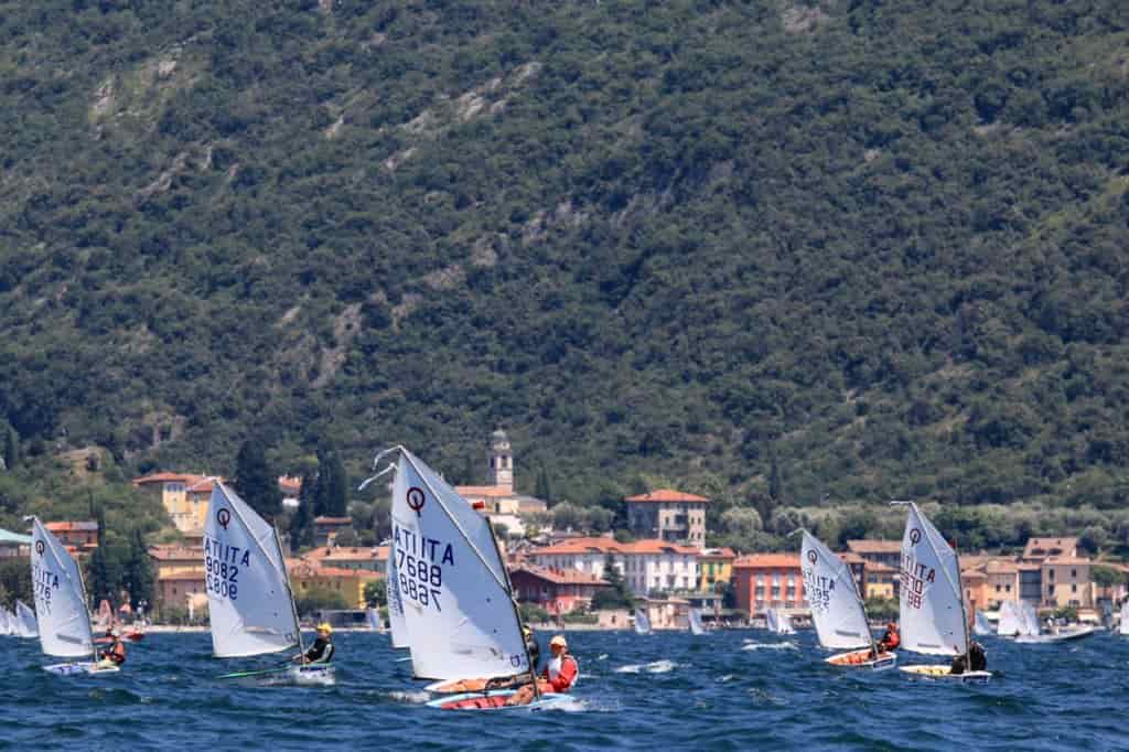 AA-Vela-45°-trofeo-Optimist-1024x682.jpg