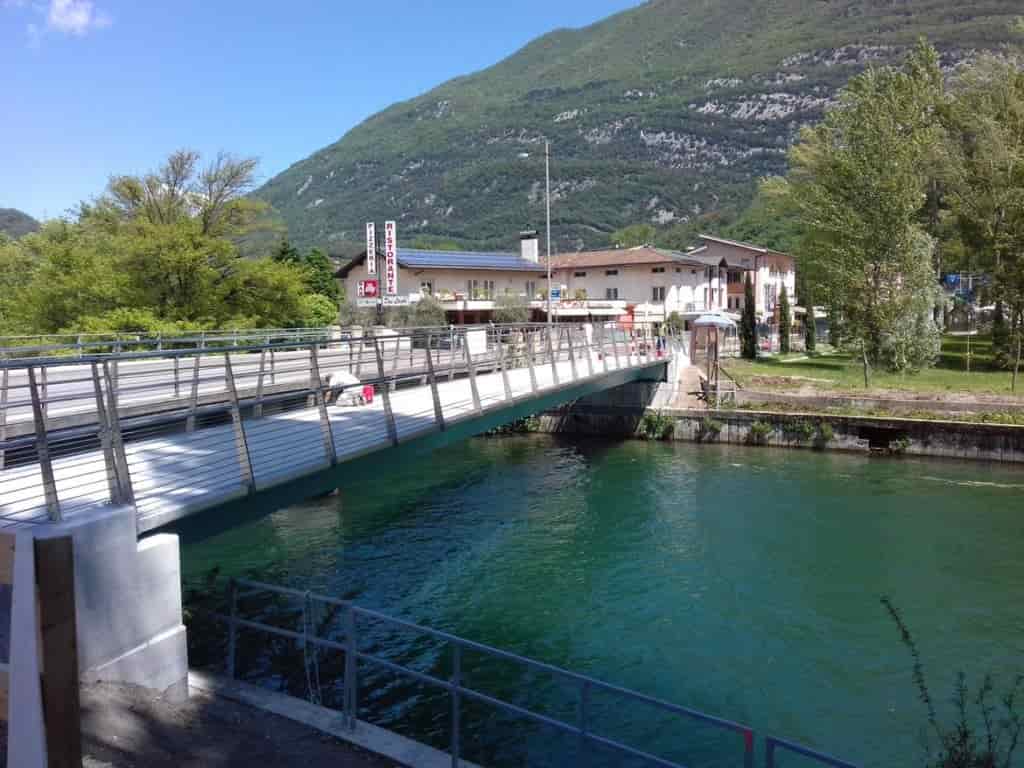PASSERELLA DUE LAGHI MADRUZZO GARDESANA