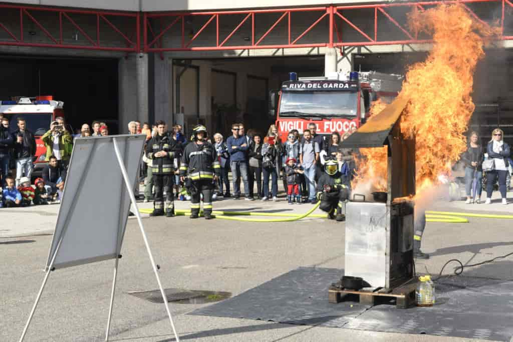 20190908_DSC0248 RIVA CASERMA APERTA VIGILI DEL FUOCO DIMOSTRAZIONI