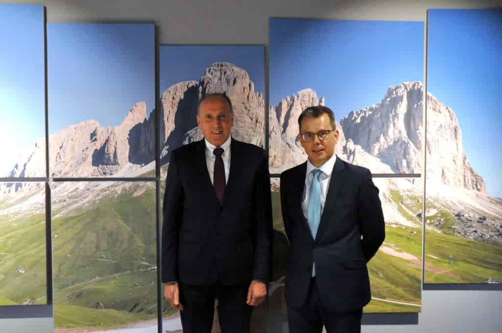 tonina e console austria
