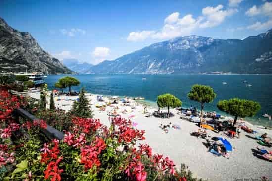 spiaggia limone sul garda 2