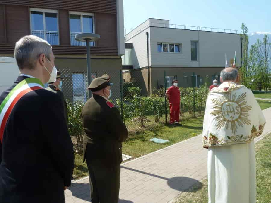 Pasqua-29-Croce-Rossa