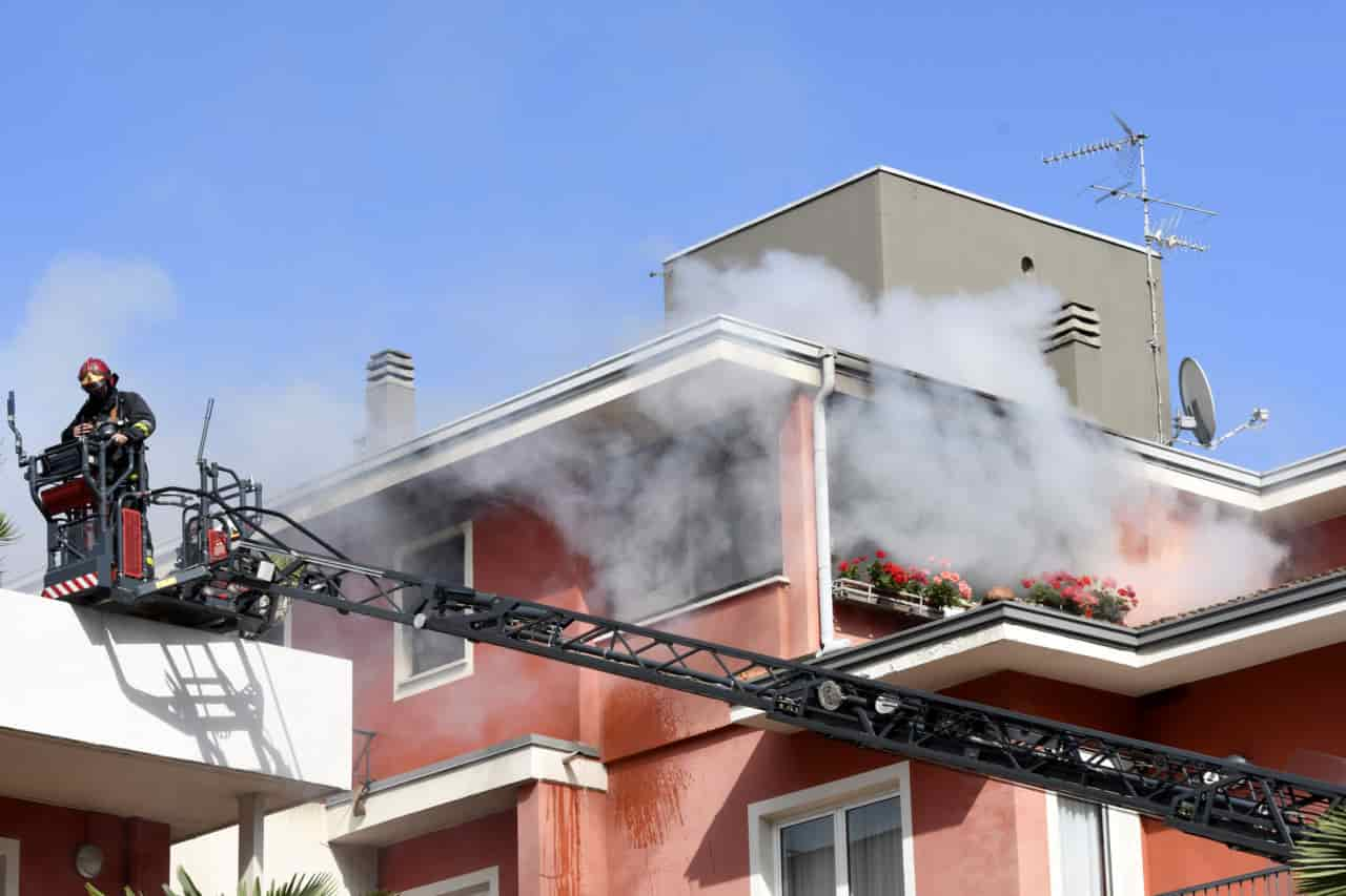 20200617_DSC0969 RIVA INCENDIO HOTEL BRIONE APPARTAMENTO CARLO MODENA