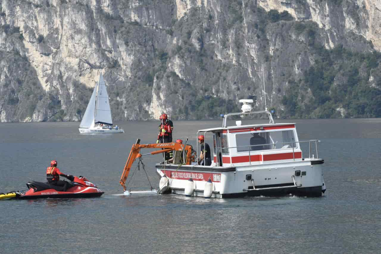 20200627_DSC3154 RIVA IMMERSIONE BOTTIGLIE AGRARIA NEL GARDA