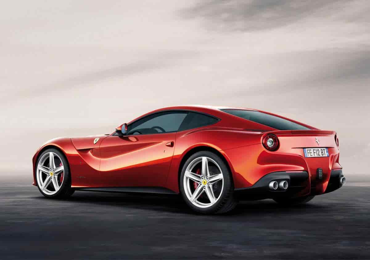 ferrari-f12-berlinetta-4