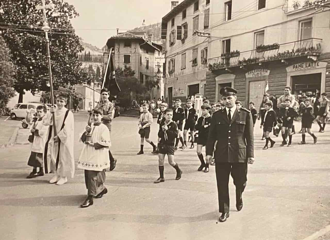 FIORELLA BRESCIANI E GABRIELE CRETTI papà Gabriele Cretti vigile anni 70