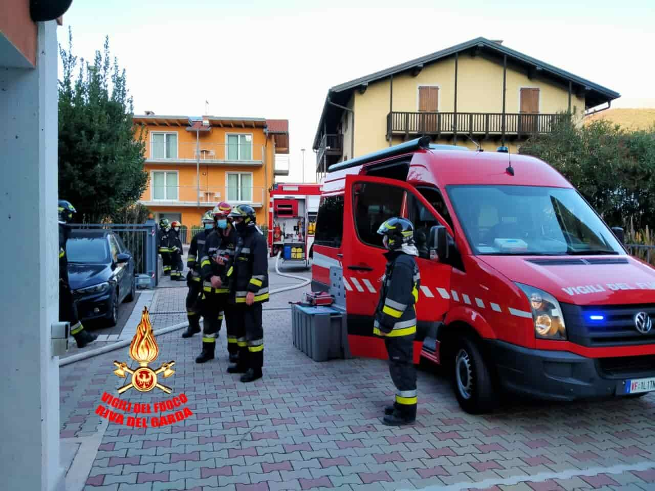 padella bruciata pompieri vigili del fuoco foto1 (2)