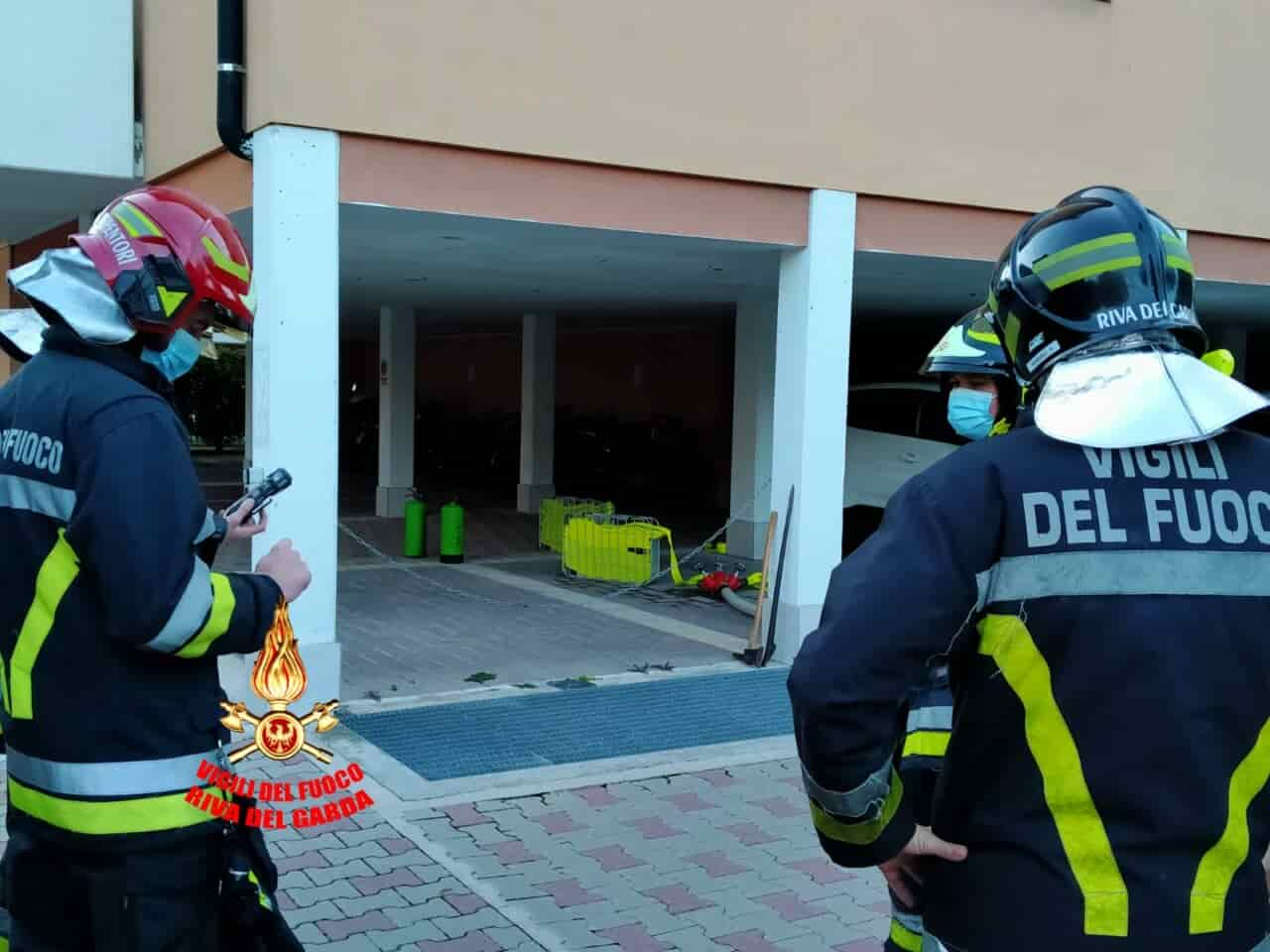 padella bruciata pompieri vigili del fuoco foto3