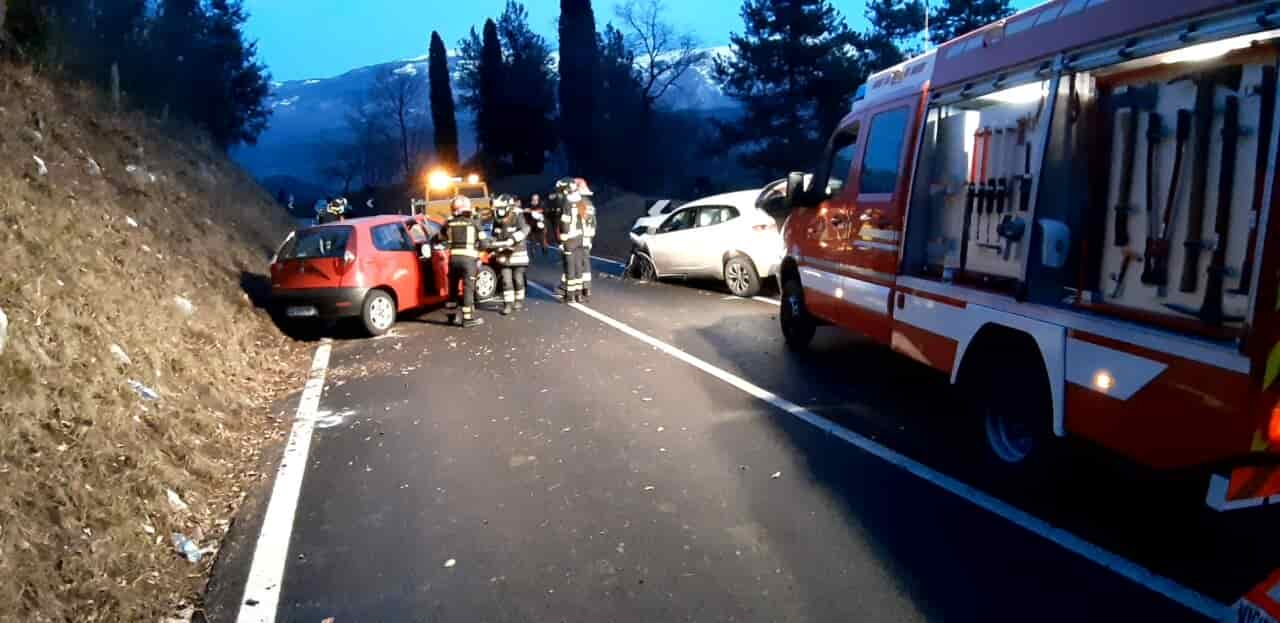 incidente auto pietramurata 16