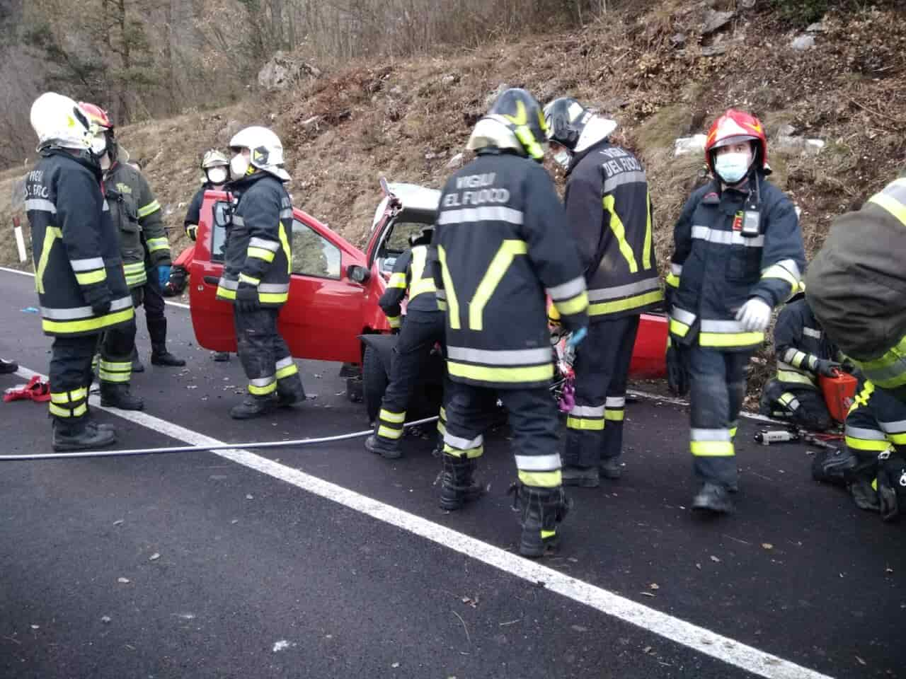 incidente auto pietramurata 3