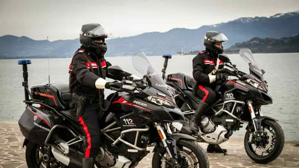 moto servizio motociclistico carabinieri verona 1-2