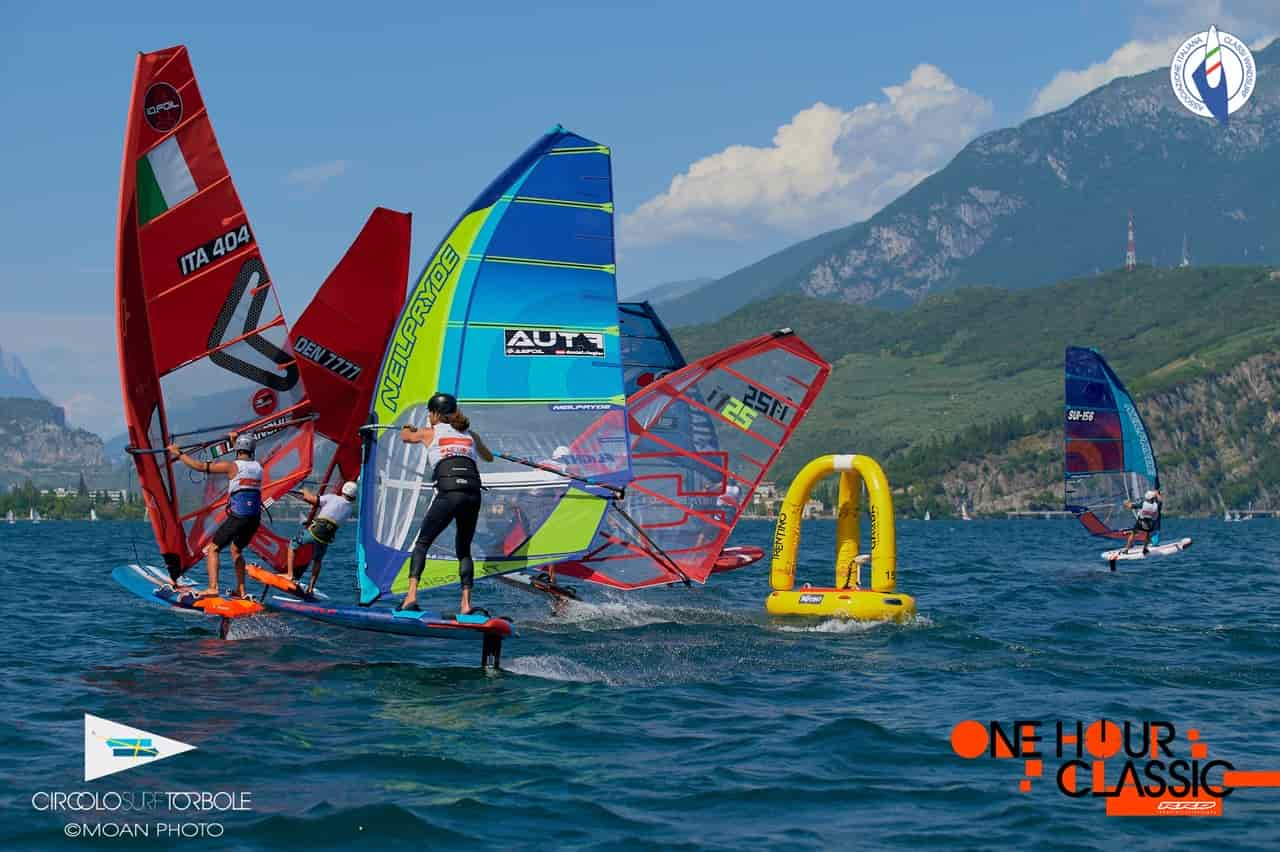 WINDSURF TORBOLE 206436045_10157869433502397_8912044373455888757_n