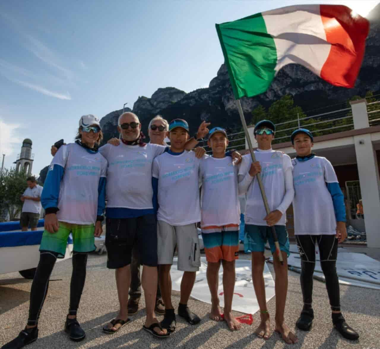 Un pieno di Optimist nell'estate velica del Garda Trentino 3