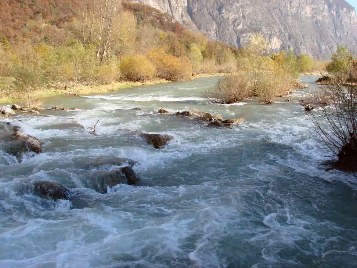 Val di Sole torrente Noce autunnoFoto Archivio Servizio Fereste e Fauna PAT