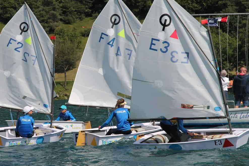 5 Gli azzurrini al via Europeo a squadre classe Optimist sul lago di Ledro