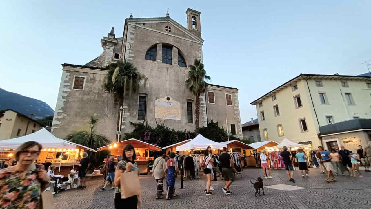 ARCO FAMIGLIE ATTIVE PIAZZA SEGANTINI COLLEGIATA IMG20210820201749