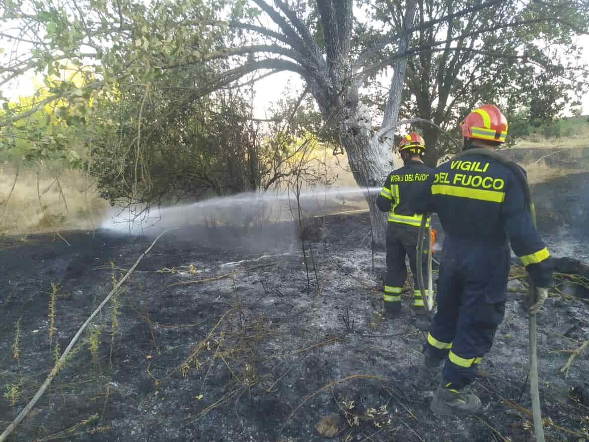 INCENDI SICILIA VIGILI FUOCO RIVA TRENTINO 3