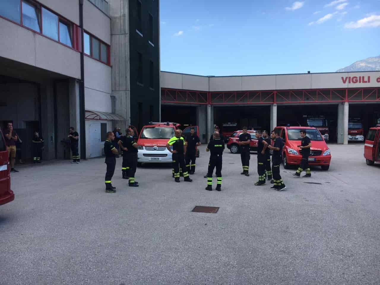 Vigili-del-Fuoco-in-partenza-per-la-Sicilia-2