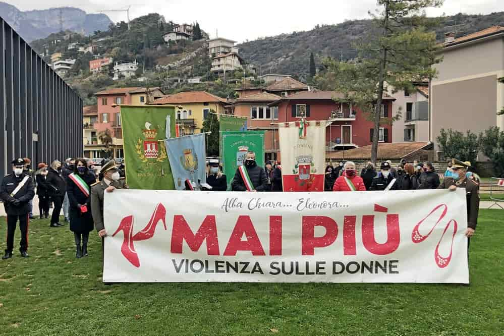 violenza donne A-25-novembre-2021-08