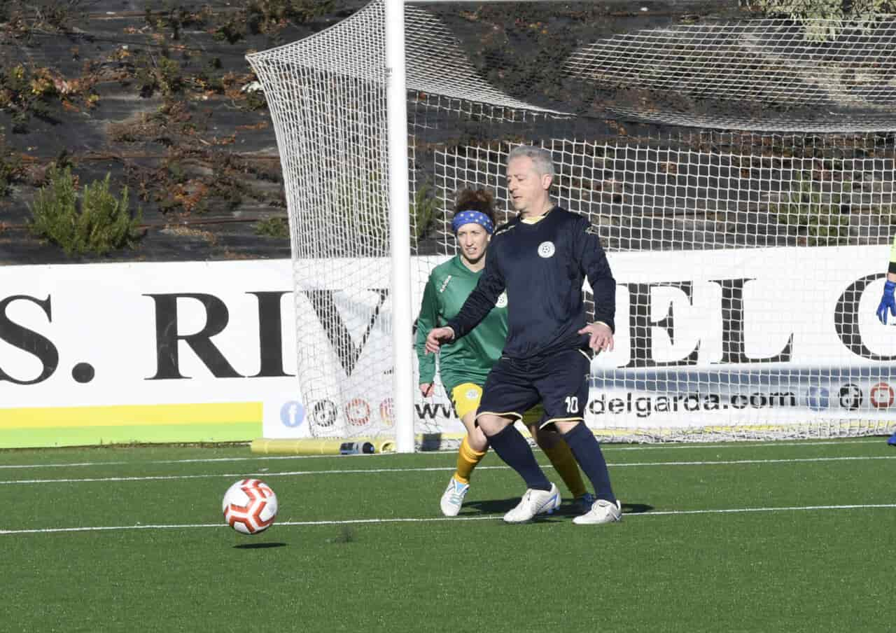 20211219_DSC1013 CALCIO SOLODARIETà DONNE POLITICI RIVA