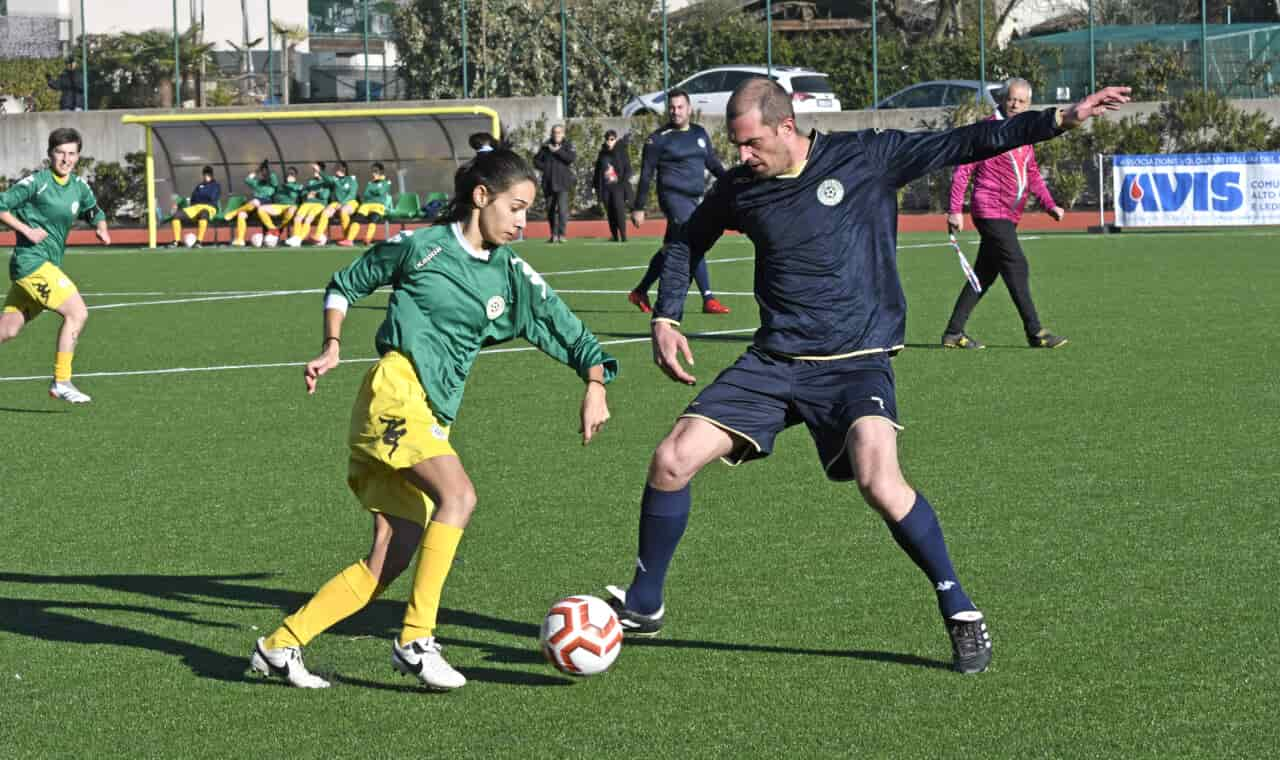 20211219_DSC1124 CALCIO SOLODARIETà DONNE POLITICI RIVA