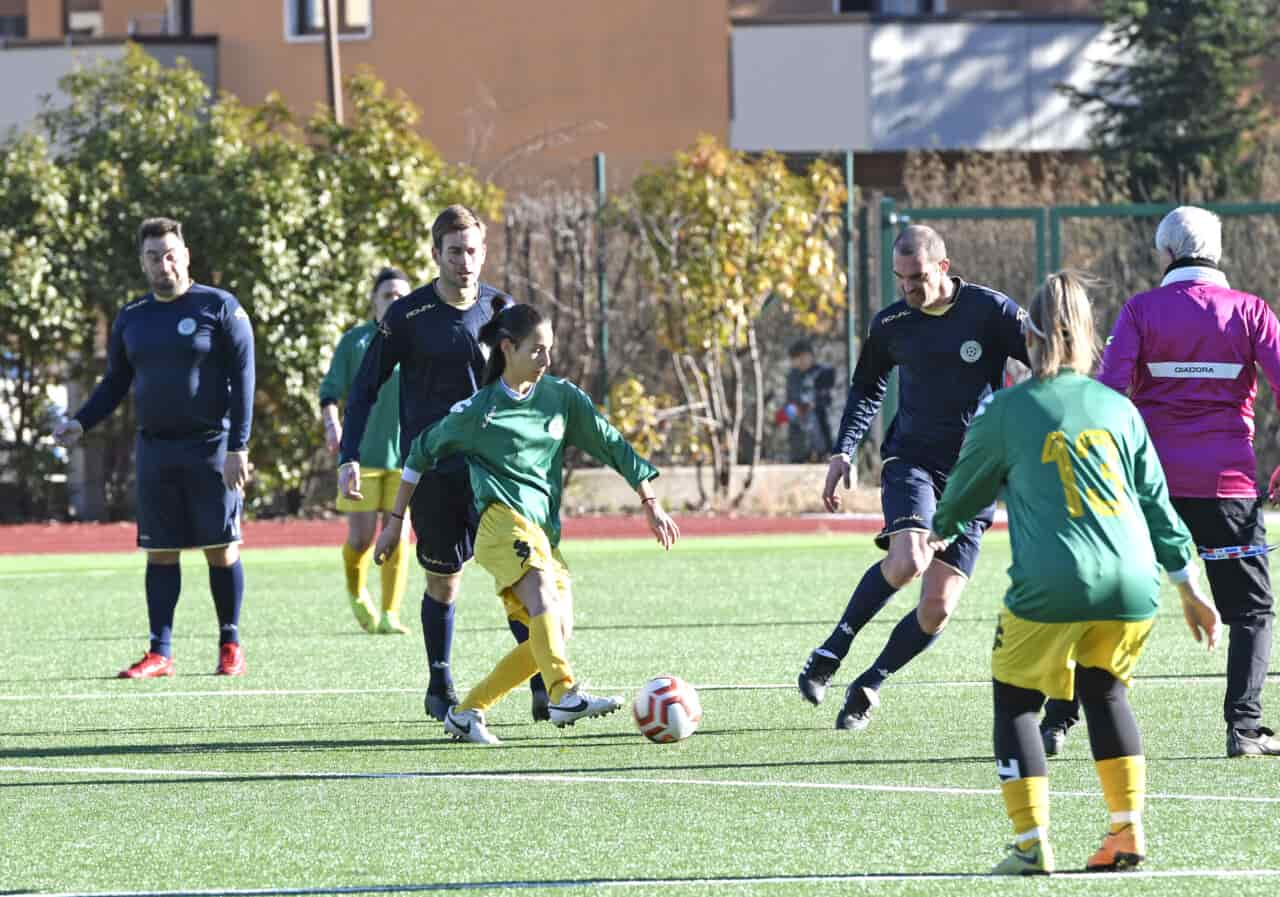 20211219_DSC1151 CALCIO SOLODARIETà DONNE POLITICI RIVA