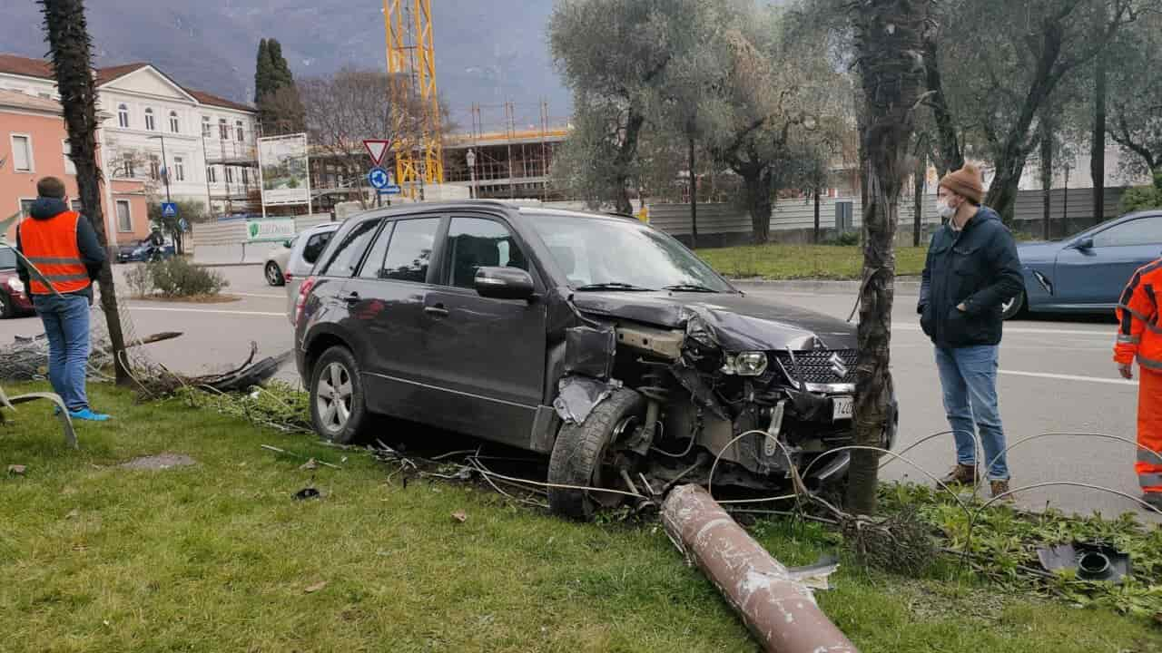 AUTO SBANDA GIARDINI ARCO IMG-20211224-WA0013 (1)