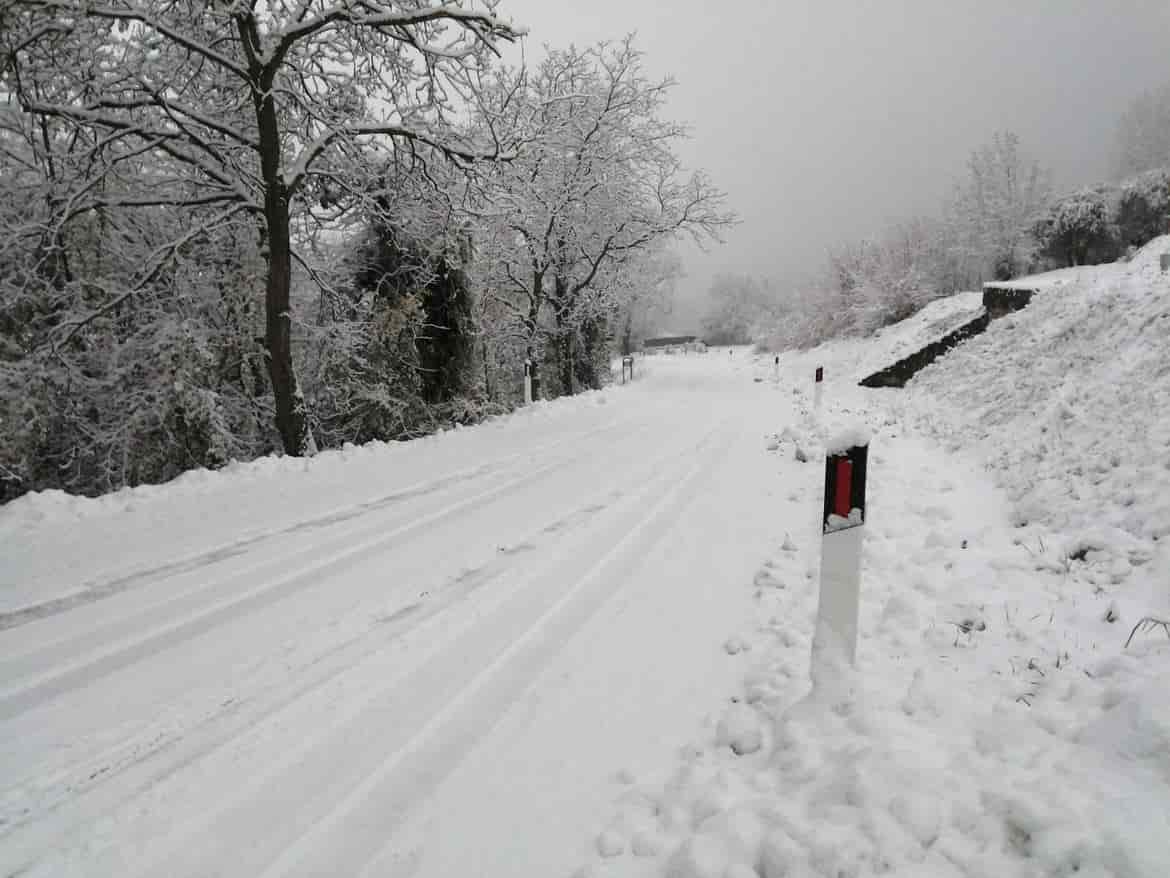Neve-sulle-strade-del-Trentino_imagefullwide