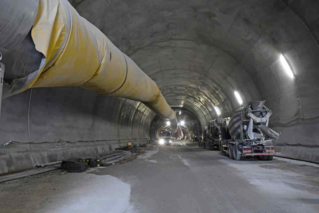 20220211_DSC2016 TUNNEL LOPPIO BUSA NAGO ARCO