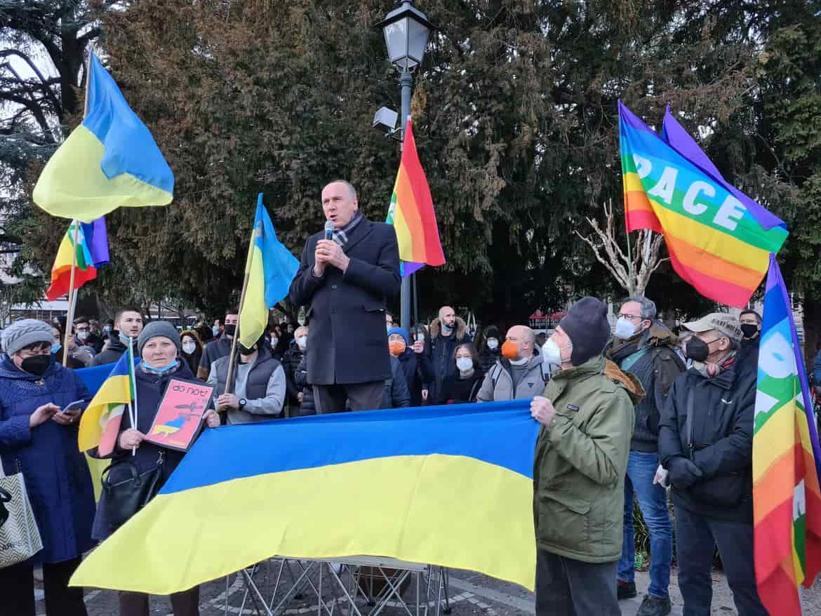 tonina-manifestazione-Ucraina trento 2