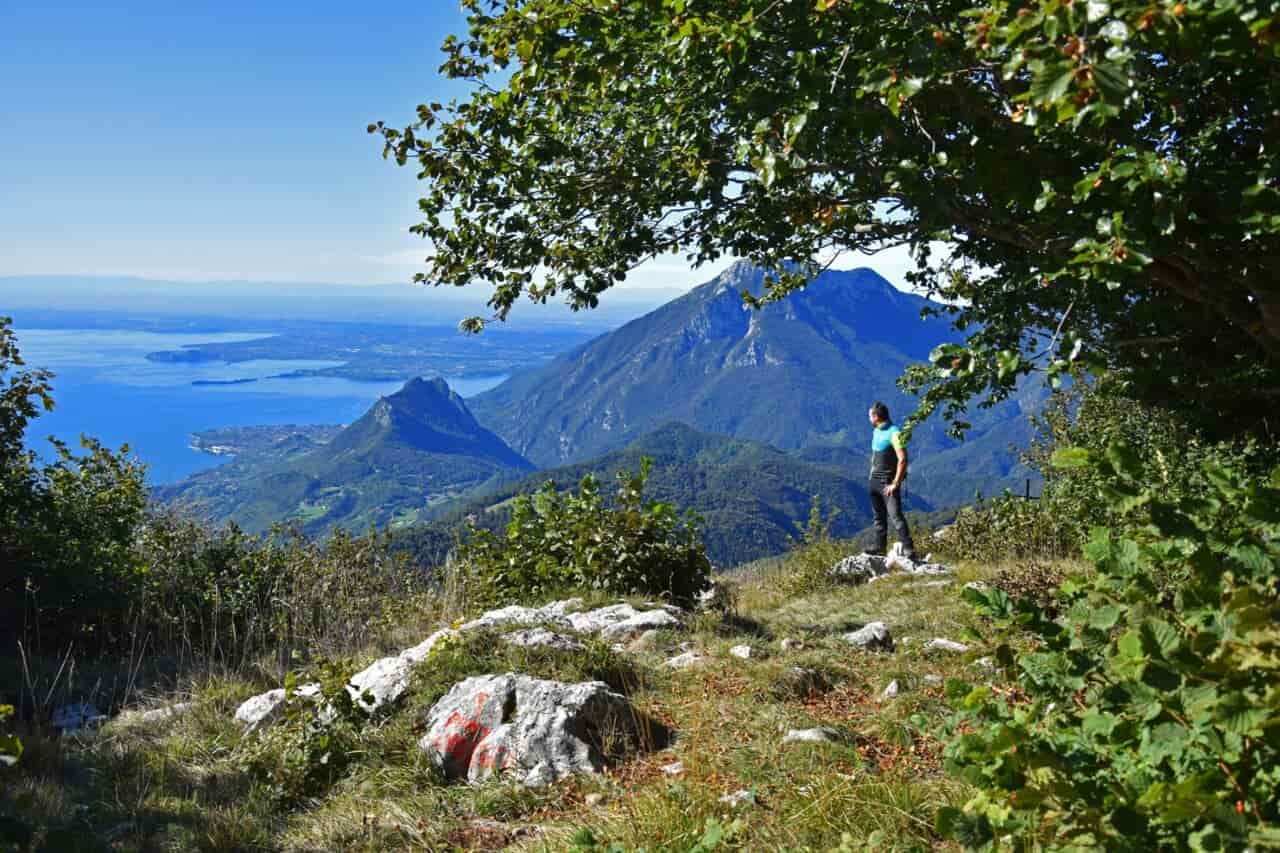 CORSA BVG GARDA Il Panorama dalla cima del Denervo, punto più alto del percorso(m1465)