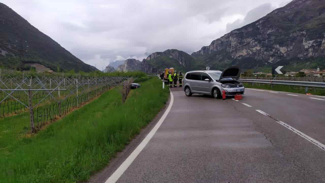 INCIDENTE AUTO DRO IMG-20220424-WA0027