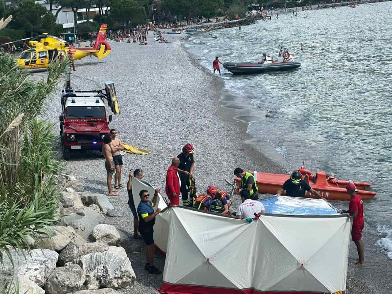 SOCCORSO TUFFATORE SPIAGGIA ELICOTTERO 118 RIVA IMG-20220701-WA0007