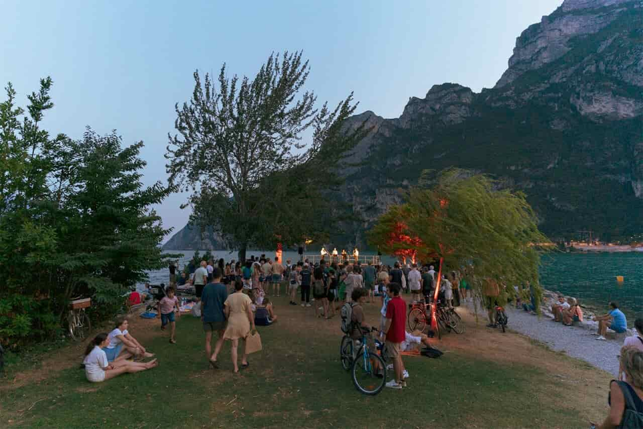 concerto allalba musica riva festival spiaggia sabbioni