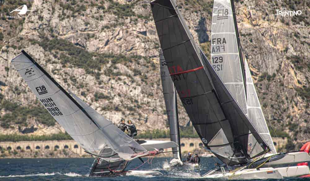 vela formula 18 arco 3