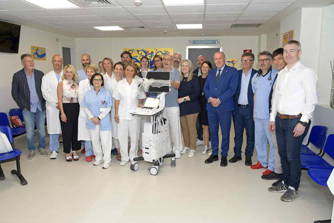 ASSOCIAZIONE PROCREA DONA ECOGRAFO OSPEDALE ARCO PMA ASSESSORE TONINA