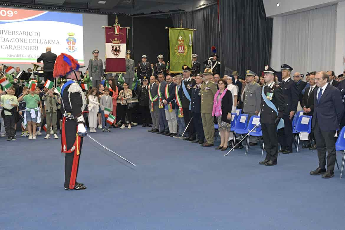 RIVA 209 ANNIVERSARIO ARMA CARABINIERI PRESIDENTE FUGATTI