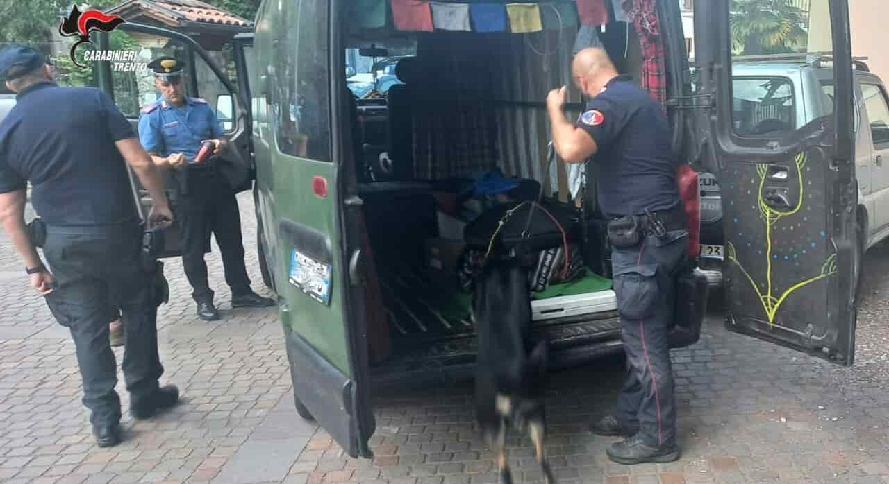 carabinieri controlli arco riva CINOFILI